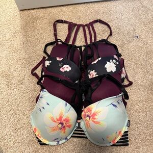 Bundle of 4 Victorias Secret PINK Wear Everywhere Pushup Bras 32D Maroon Floral